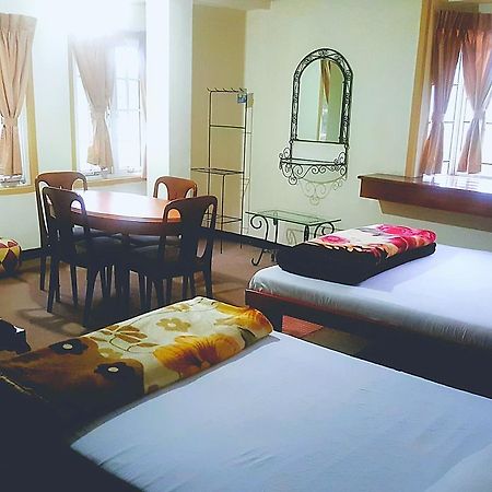 The Crystal Castle Otel Nuwara Eliya Dış mekan fotoğraf
